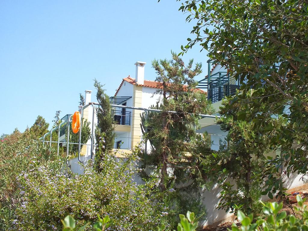 Golden Villas - Hotel Apartments & Villas แอร์ซอนิสซอส ภายนอก รูปภาพ