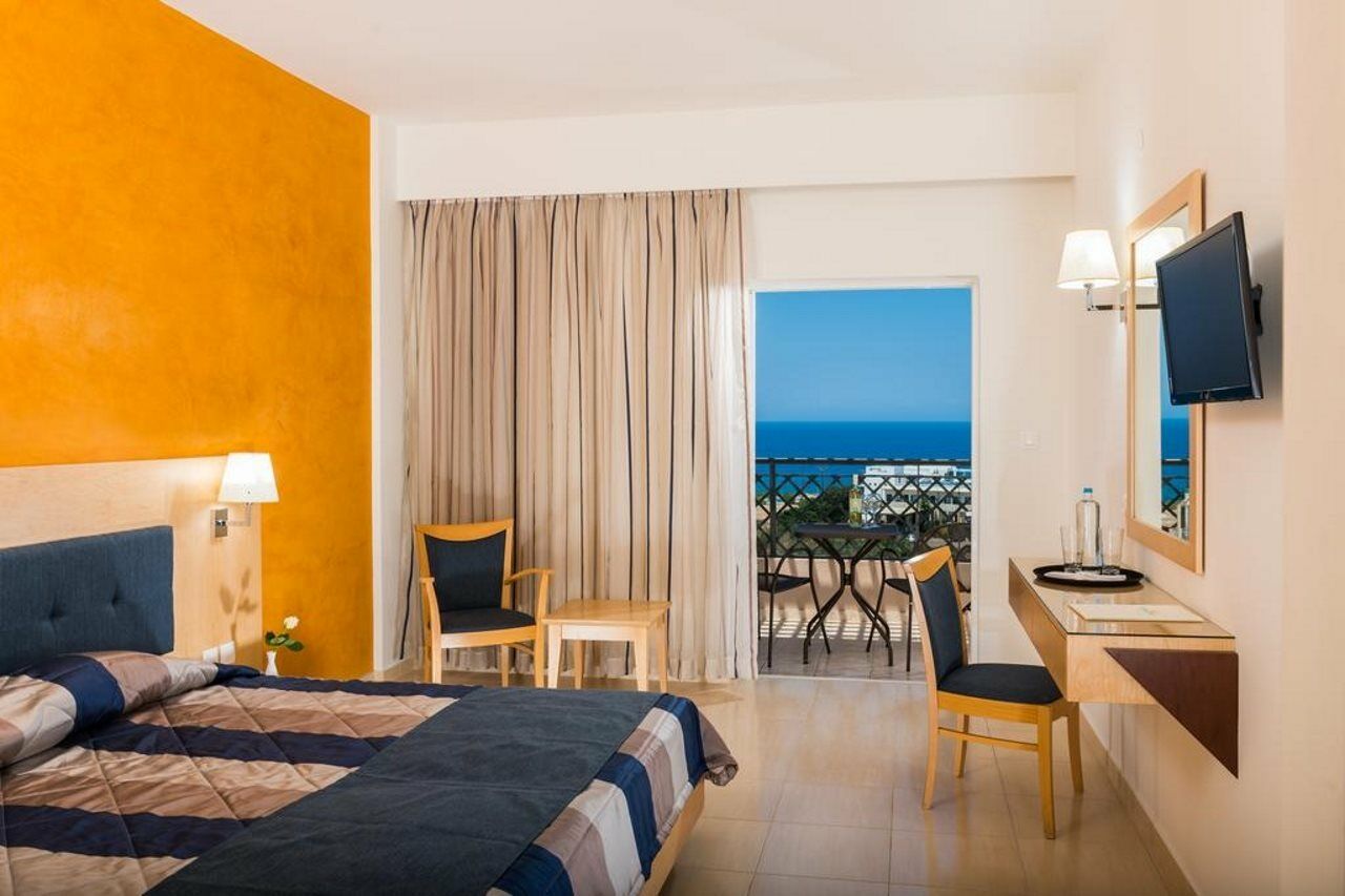 Golden Villas - Hotel Apartments & Villas แอร์ซอนิสซอส ภายนอก รูปภาพ