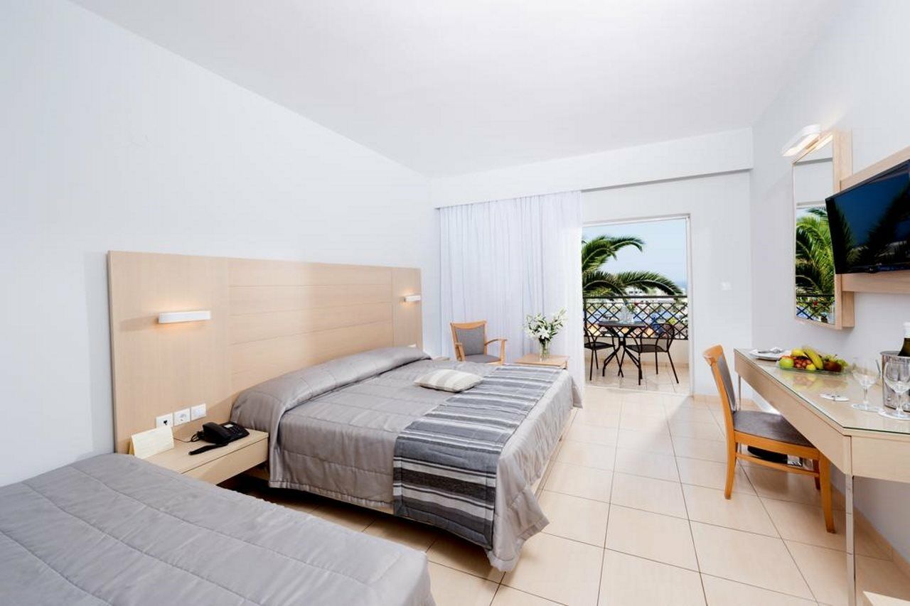 Golden Villas - Hotel Apartments & Villas แอร์ซอนิสซอส ภายนอก รูปภาพ